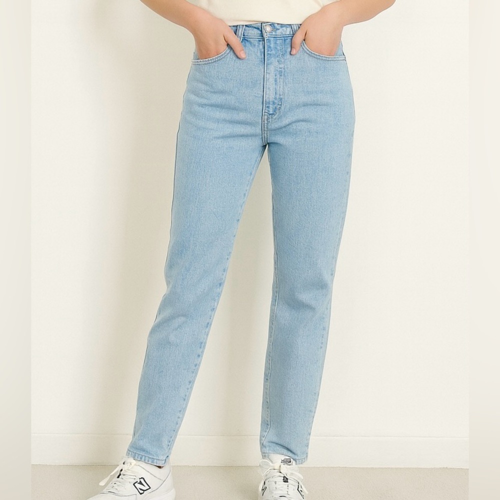 Stylish Light Blue High Rise Women's Jeans